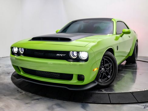 Used 2023 Dodge Challenger SRT Hellcat Redeye image 3