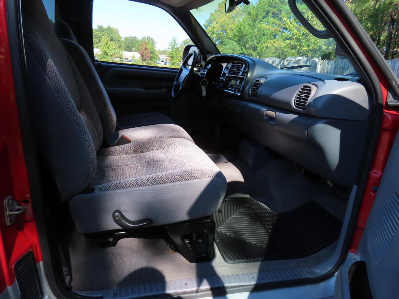 Used 1998 Dodge Ram 1500 Truck 4x4 Regular Cab image 20