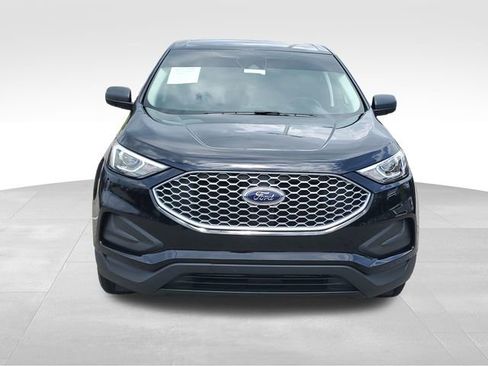 Used 2024 Ford Edge SE AWD/4WD image 2