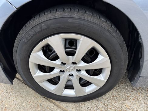 Used 2024 Toyota Corolla LE FWD image 10