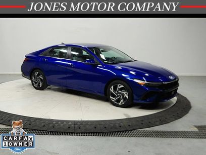 Used 2025 Hyundai Elantra Limited