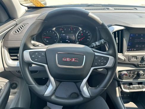 Used 2023 GMC Terrain SLE w/ Driver Convenience Package AWD/4WD image 15