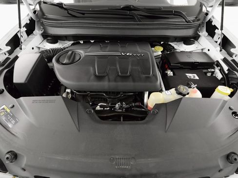 Certified 2021 Jeep Cherokee Trailhawk image 35