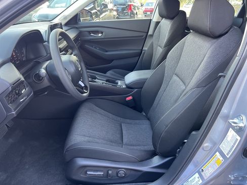 New 2025 Honda Accord SE image 12