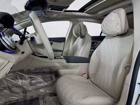 New 2026 Mercedes-Benz EQS 580 4MATIC Sedan image 16