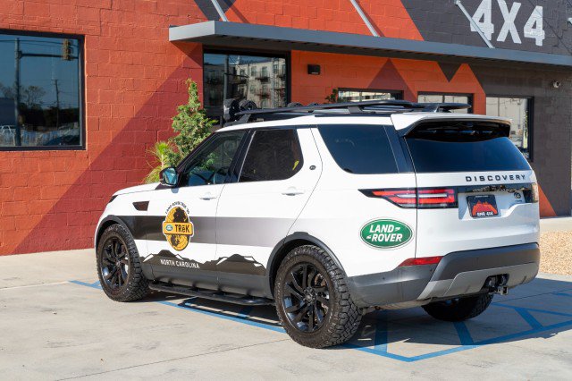 Used 2020 Land Rover Discovery HSE AWD/4WD image 5