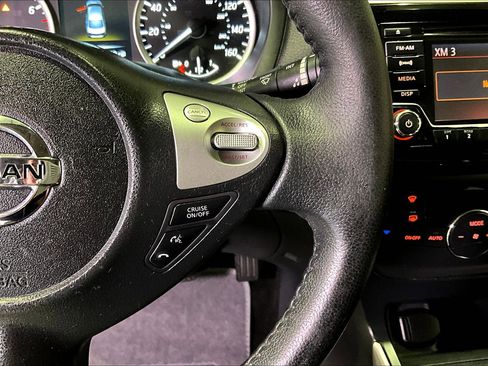 Used 2018 Nissan Sentra SV image 12