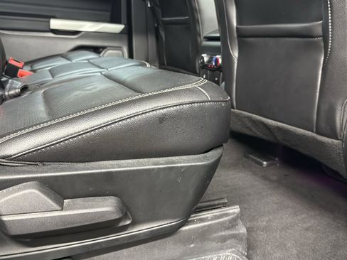 Certified 2022 Ford Explorer Limited image 27