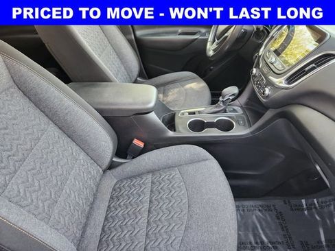 Used 2022 Chevrolet Equinox LT FWD image 19
