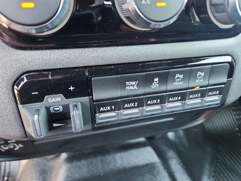 New 2025 RAM 3500 Tradesman w/ Chrome Appearance Group image 34