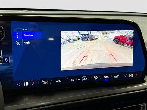 New 2026 Chevrolet Traverse LT w/ LPO, Floor Liner Package image 17