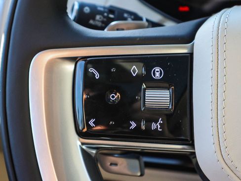 New 2026 Land Rover Range Rover Long Wheelbase SE image 36