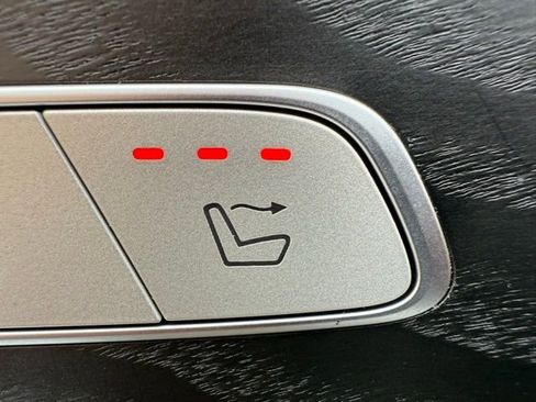 Used 2023 Mercedes-Benz E 450 4MATIC Cabriolet image 62