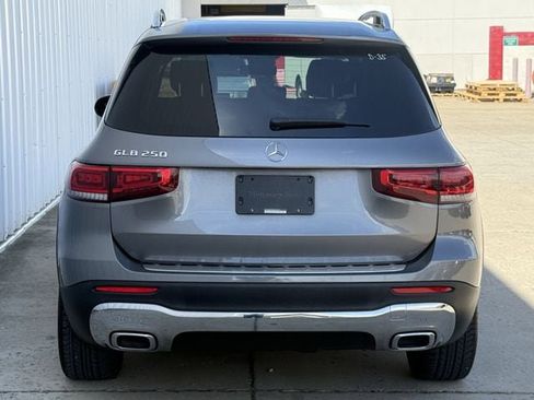 Used 2022 Mercedes-Benz GLB 250 image 5
