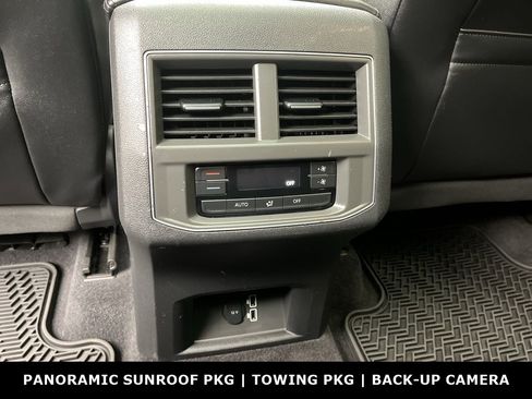 Used 2019 Volkswagen Atlas SE w/ Panoramic Sunroof Package image 12