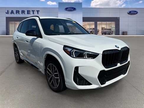 Used 2023 BMW X1 xDrive28i w/ Premium Package AWD/4WD image 1