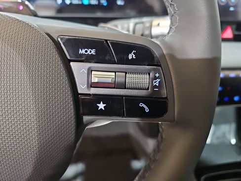 New 2026 Hyundai Ioniq 5 SE image 17