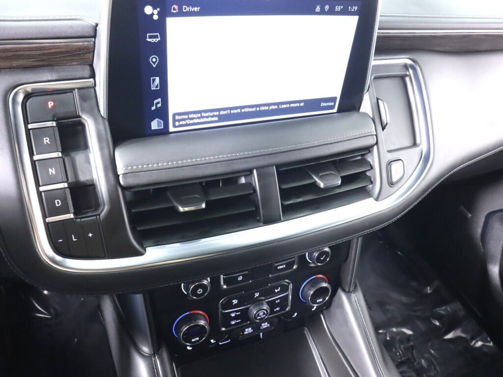 Used 2024 Chevrolet Suburban LT AWD/4WD image 16