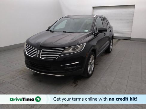 Used 2017 Lincoln MKC Premiere FWD image 1