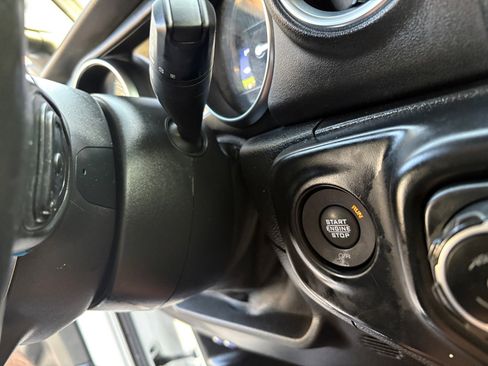 Used 2021 Jeep Wrangler Unlimited Rubicon 4xe w/ Steel Bumper Group image 15