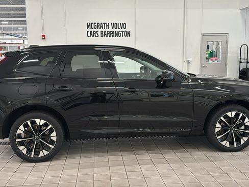 New 2026 Volvo XC60 T8 Plus w/ Protection Package Premier AWD/4WD image 4