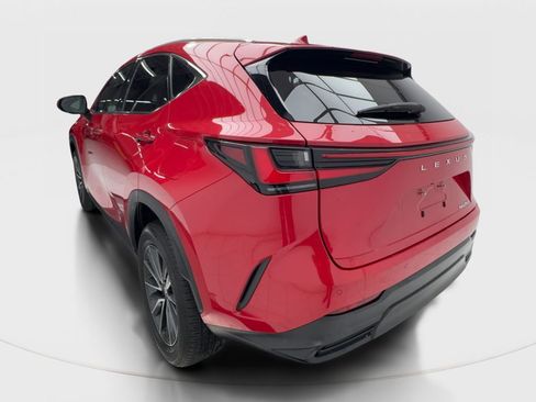 Used 2024 Lexus NX 250 FWD w/ Towing Package (2000 Lbs) image 9