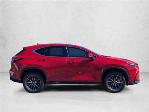 Used 2024 Lexus NX 250 FWD image 4