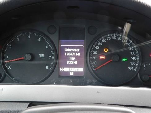 Used 2011 Chevrolet Caprice image 16