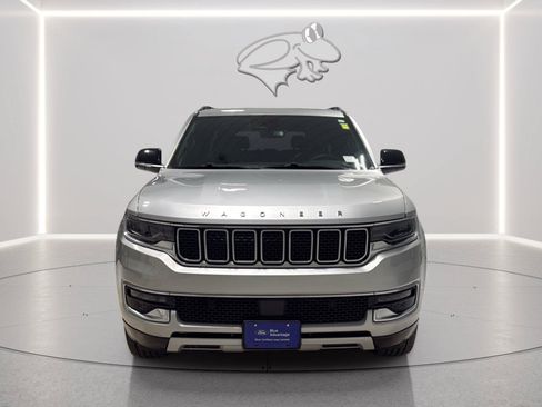 Used 2023 Jeep Wagoneer Series II w/ Premium Group I AWD/4WD image 8
