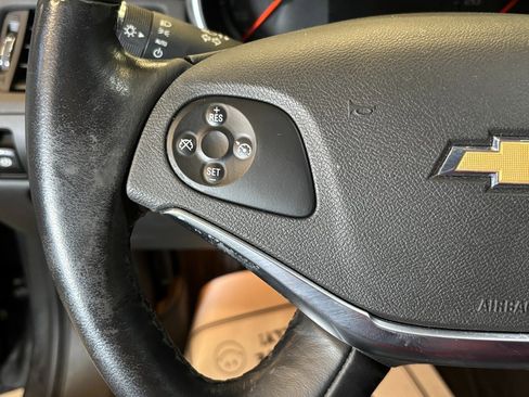 Used 2018 Chevrolet Impala LT image 10