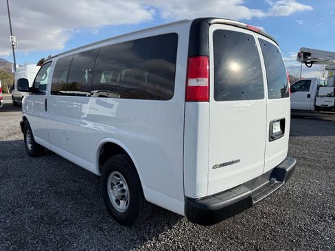 Used 2017 Chevrolet Express 2500 LS image 5