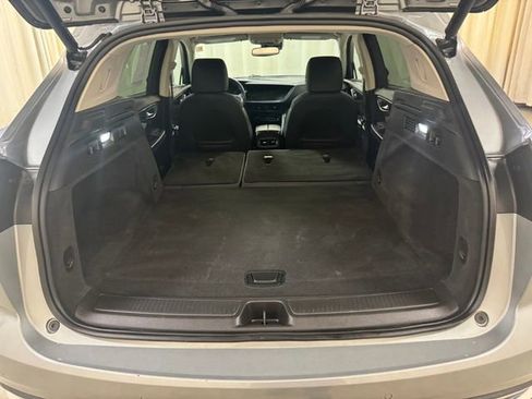 Used 2023 Buick Envision Preferred image 34