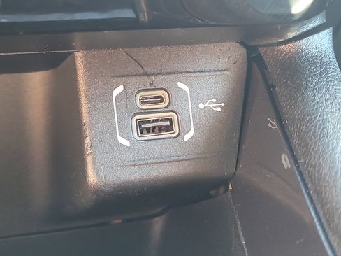 Used 2022 Jeep Compass Latitude image 26