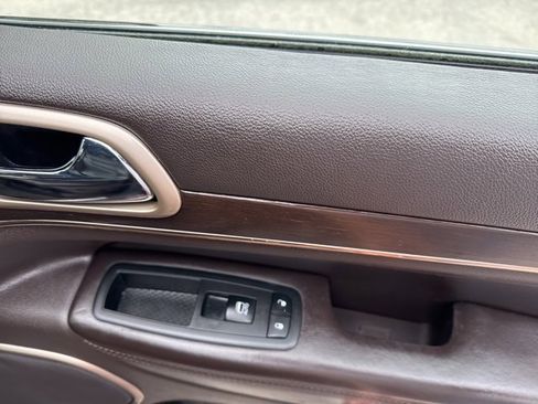 Used 2014 Jeep Grand Cherokee Summit image 16