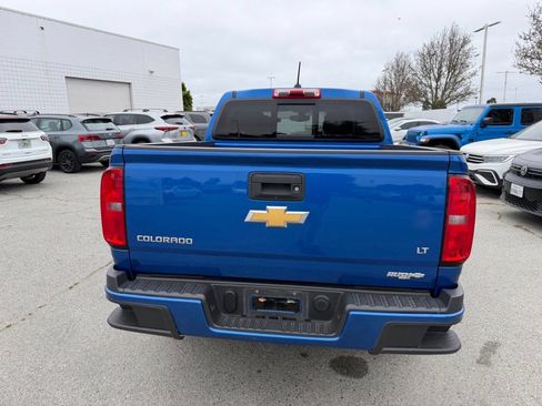 Used 2020 Chevrolet Colorado LT w/ LT Convenience Package RWD image 3