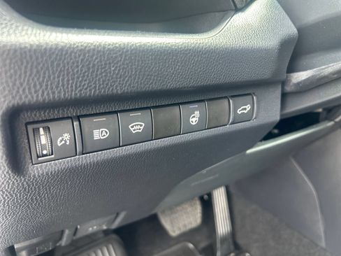 Used 2023 Toyota RAV4 XLE Premium AWD/4WD image 28