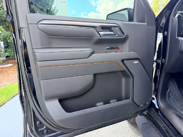 Used 2023 GMC Sierra 1500 AT4 w/ AT4 Premium Package AWD/4WD image 10