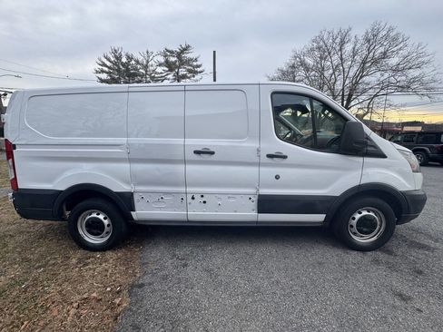 Used 2019 Ford Transit 150 150 3dr SWB Low Roof Cargo Van image 7