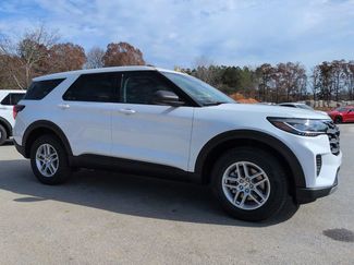 New 2026 Ford Explorer Active video 2