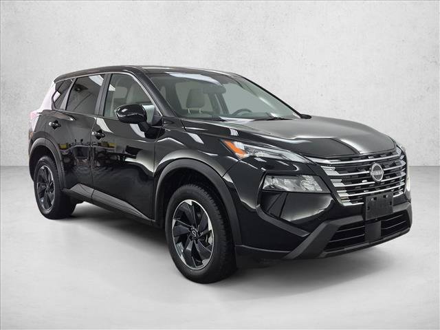 Used 2025 Nissan Rogue SV AWD/4WD image 3
