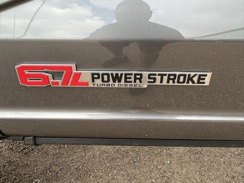 Used 2025 Ford F250 Lariat w/ Lariat Ultimate Package image 10