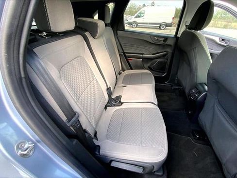 Used 2022 Ford Escape SE w/ Cold Weather Package image 26