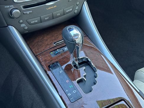 Used 2012 Lexus IS 250 image 25