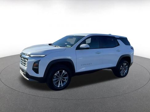 Used 2025 Chevrolet Equinox LT image 8