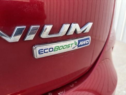 Used 2020 Ford Edge Titanium w/ Equipment Group 301A image 10