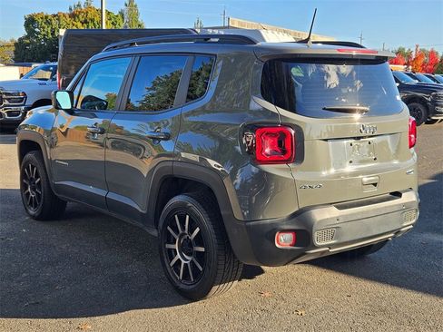 Certified 2021 Jeep Renegade Latitude w/ Luxury Group I image 5