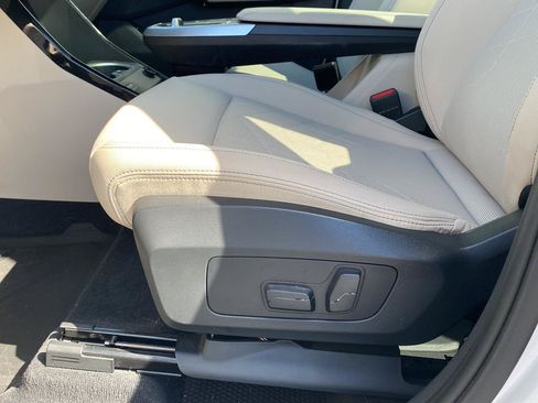 Used 2023 BMW X1 xDrive28i w/ Premium Package AWD/4WD image 13