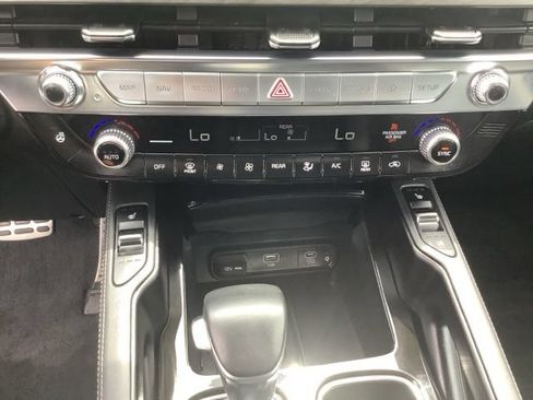 Used 2024 Kia Telluride SX Prestige X-Pro AWD/4WD image 32