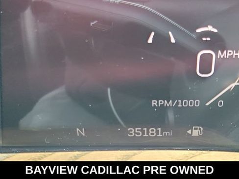 Used 2025 Cadillac Escalade Premium Luxury Platinum AWD/4WD image 28