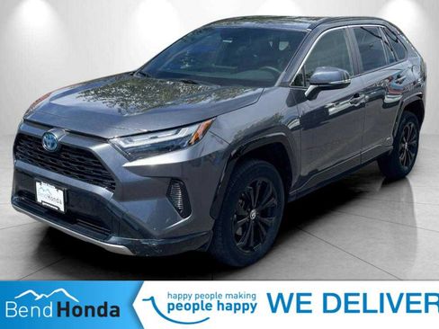 Used 2023 Toyota RAV4 SE w/ SE Grade Weather Package AWD/4WD image 1